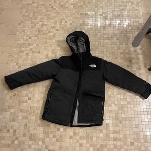 The North Face insulated freedom ski snow jacket boys medium 10/12